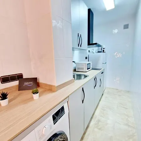 Estudio A 4 Min Andando De La Playa - Apartment Benalmadena